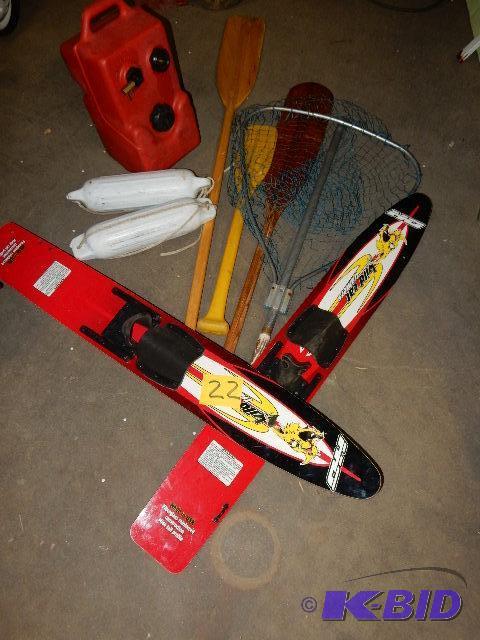 Misc. Sporting items   3 Gal Gas Can w gauge,...