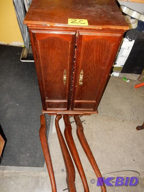 Jewelry ARMOIRE.. The legs included are not t...
