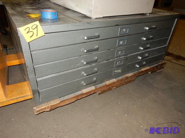 Flat File.. 5 drawers.. 48 in x 36 12 in x 1...