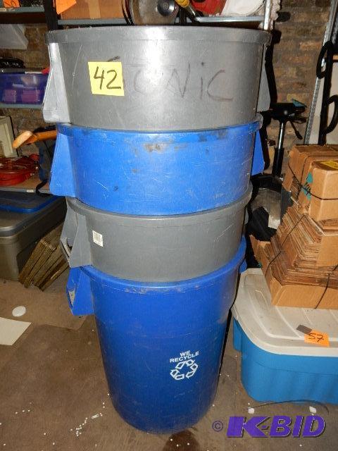 4, 55 gallon plastic garbage cans.. Very nice...