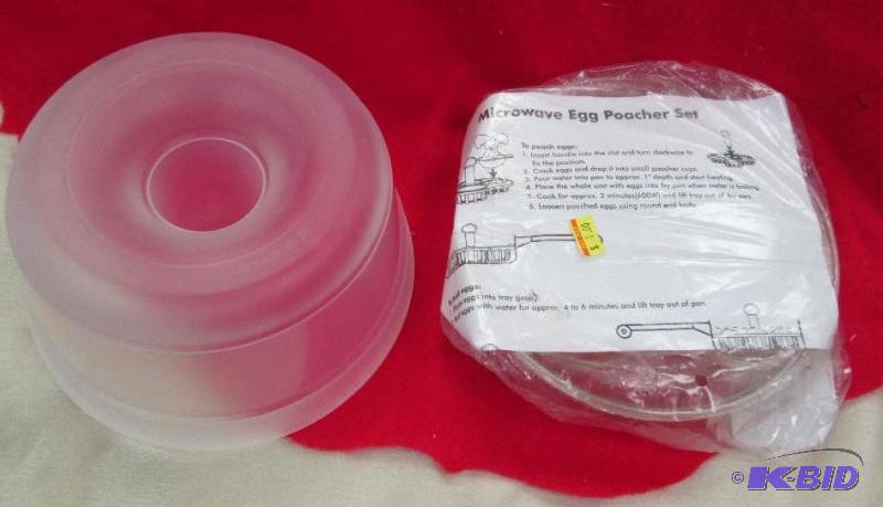 lot 177 image: Microwave Egg poacher set and lid...