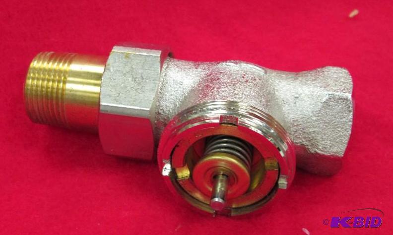 lot 214 image: Honeywell Braukmann radiator valve body...