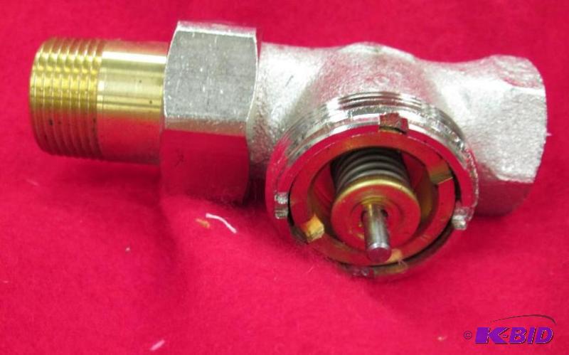 lot 217 image: Honeywell Braukmann radiator valve body...