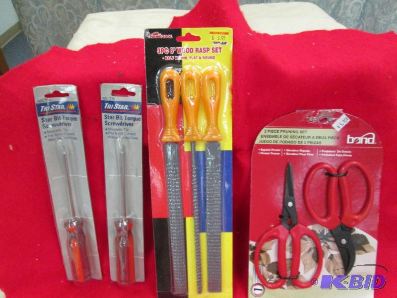 lot 244 image: Qty 4 Bond 2 piece pruning set Tri Star -Star...