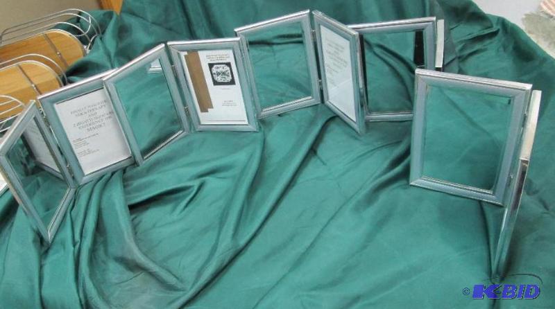lot 325 image: Qty 5 Special Moments Photo frame 4 x6 photos...