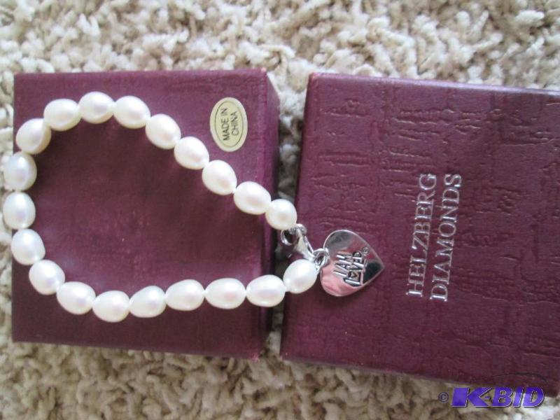 lot 61 image: I Am Loved Bracelet...