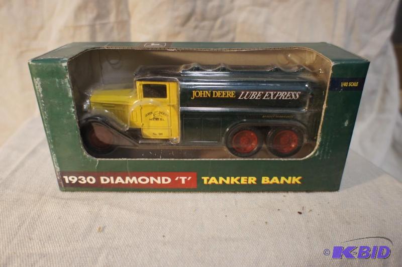 lot 23 image: New In Box 1930 Diamond T Tanker Bank - 140 ...