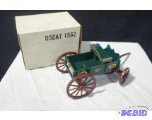 lot 34 image: New In Box John Deere Limited Edition Die-Cas...