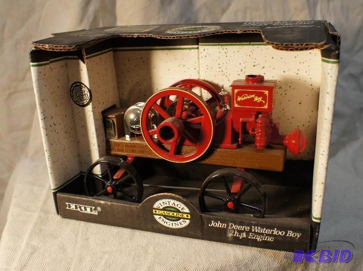 lot 70 image: New In Box John Deere Waterloo Boy 18 scale ...