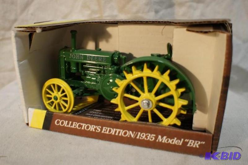 lot 74 image: New In Box John Deere 1935 Model &quotBR&quo...