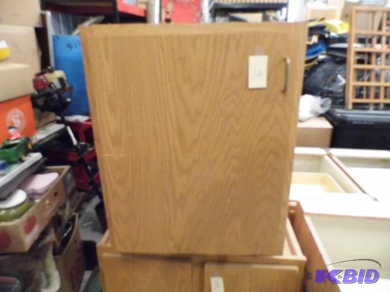 1 Door Cabinet 22x16x30