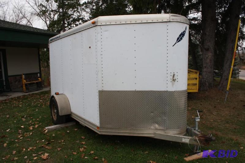 lot 1 image: 02 Featherlite Inc. Enclosed Trailer