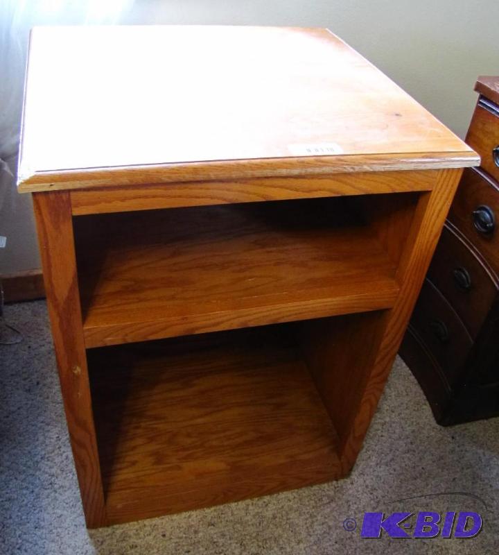 lot 10 image: Wood side tableshelf unit. 23w x 21d x 31t g...