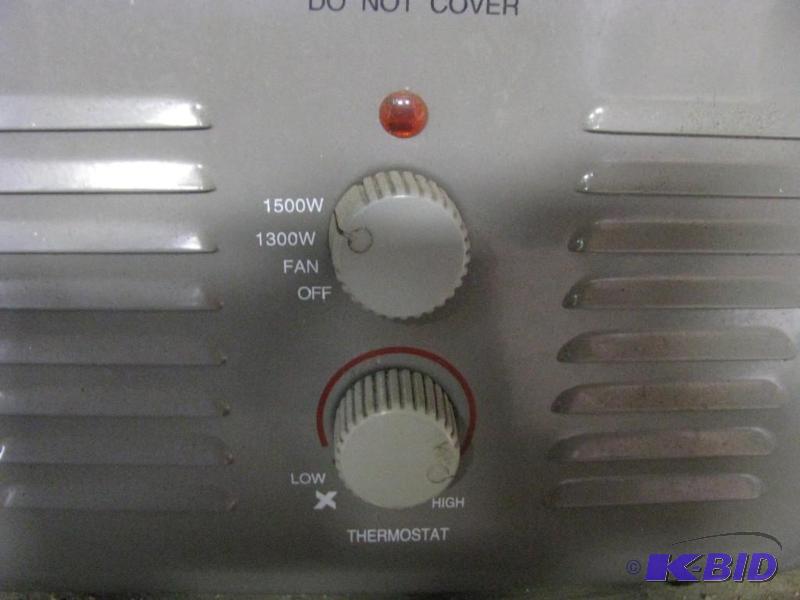 lot 100 image: Electric Heater, works per consigner....
