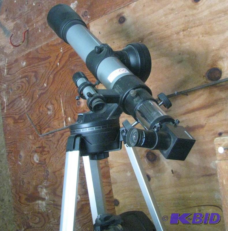 lot 112 image: Mead Telescope. DS-2000. good working conditi...