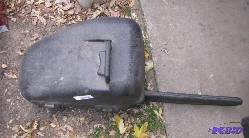 lot 149 image: Poulan Chain Saw, model 2550 in carry case. g...