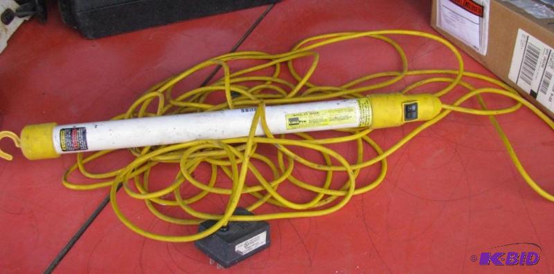 lot 157 image: Hanging Light Stick. Works...