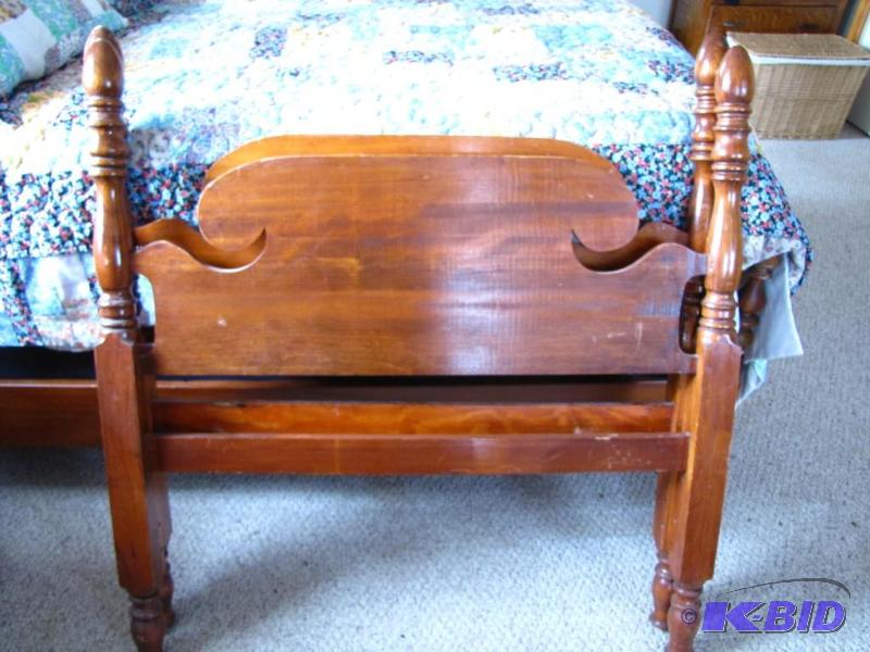 lot 17 image: Vintage Wood Twin Bed Head & Food Board, ...