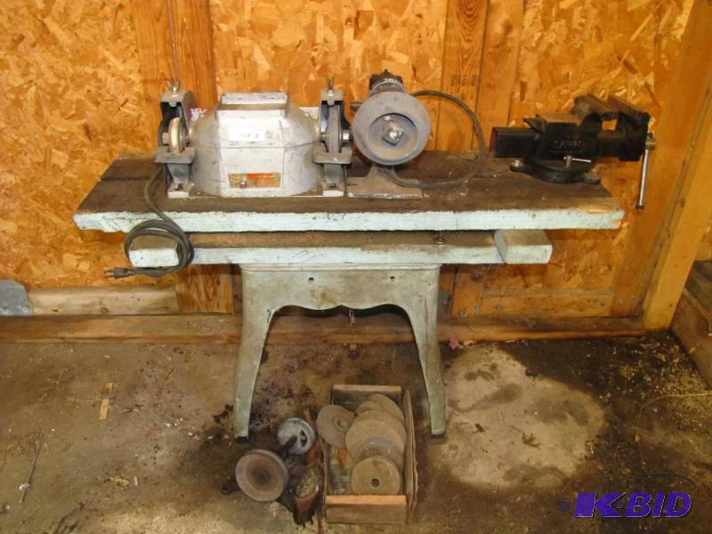 lot 209 image: Vintage THOR Speed Tools Grinder mounted on w...