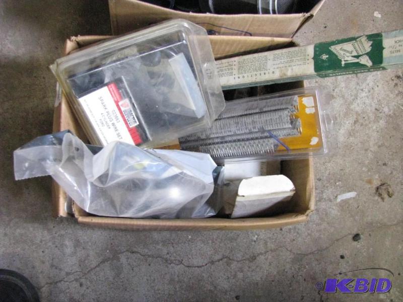 lot 214 image: tractor supply spark plug wire set, flexible ...