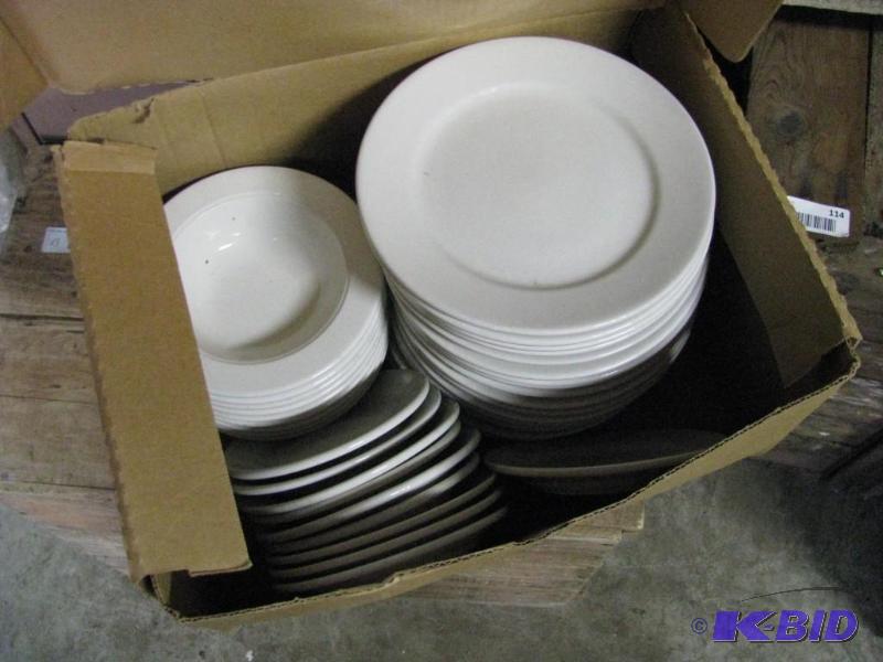 lot 228 image: White Dishes. 16 dinner plates, 10 desertsna...