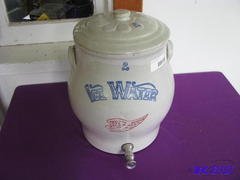 lot 324 image: Red Wing crock Ice Water container with lid a...