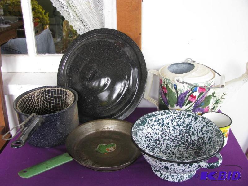 lot 330 image: large pot for canning with lid the pot is not...