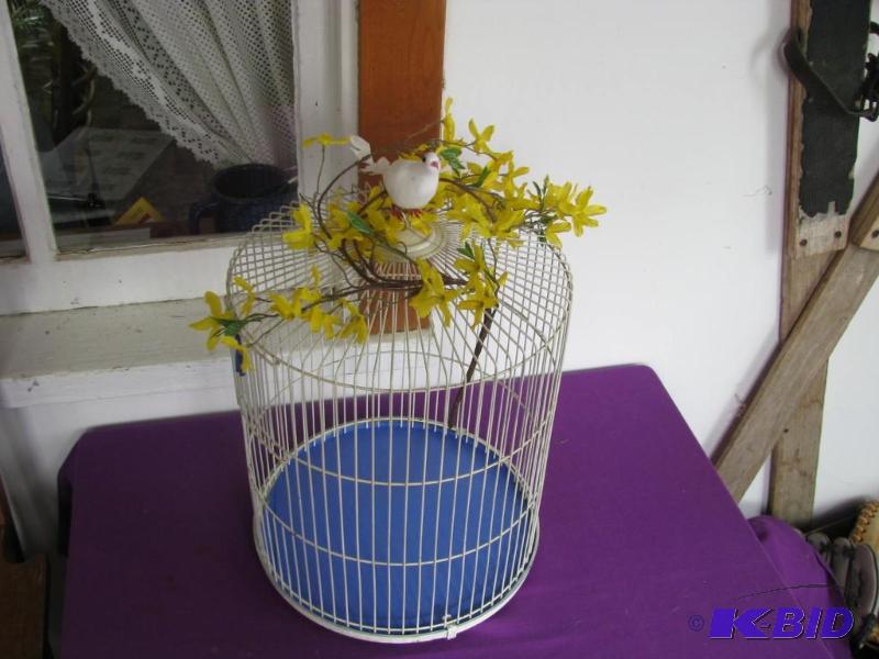 lot 336 image: bird cage would make great art project use yo...