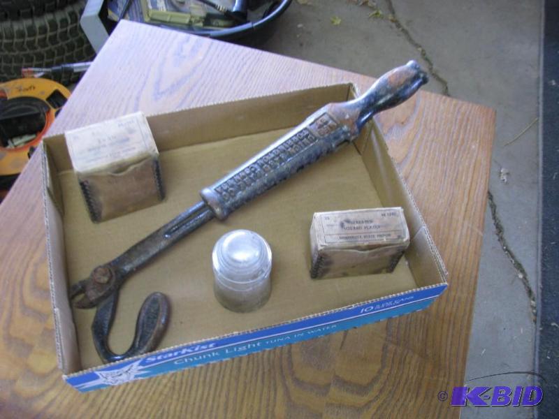 lot 364 image: vintage nail puller insulator and two boxes o...