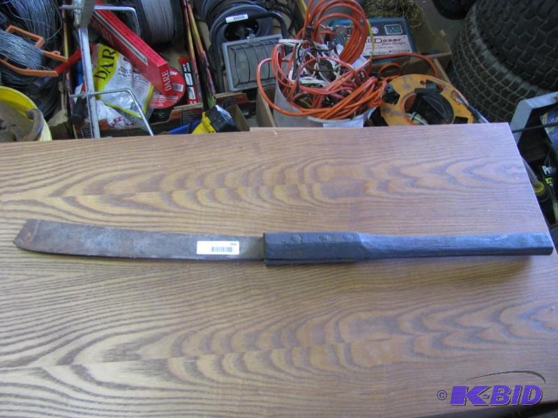 lot 366 image: antique machete kool item not often found...