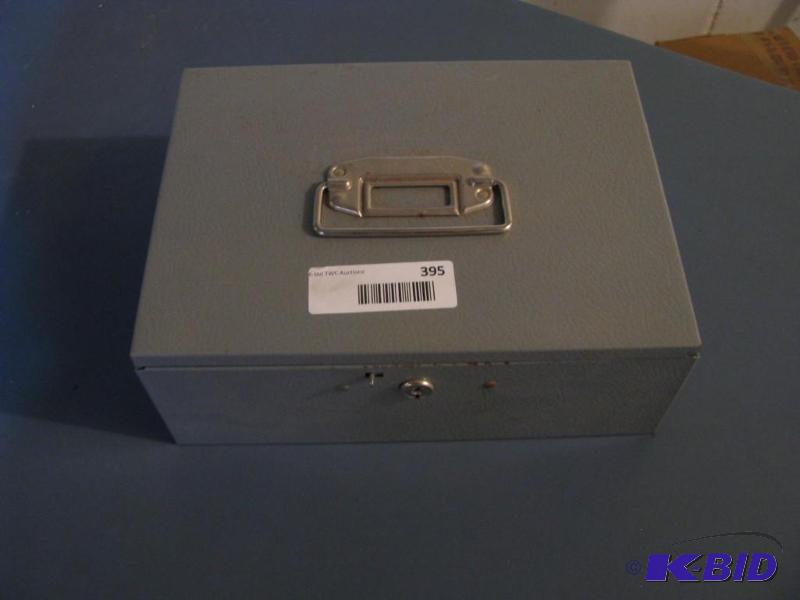 lot 395 image: cash box with lock but no key...
