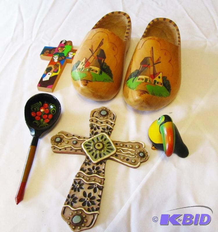 lot 414 image: Wooden Shoes from Holland, Wooden decorative ...