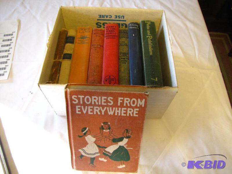 lot 428 image: lot of vintage books, see photos...