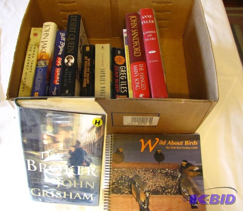 lot 429 image: lot of vintage books, see photos...