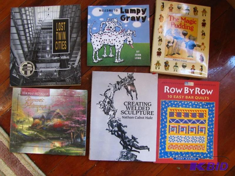 lot 433 image: lot of vintage books, see photos...
