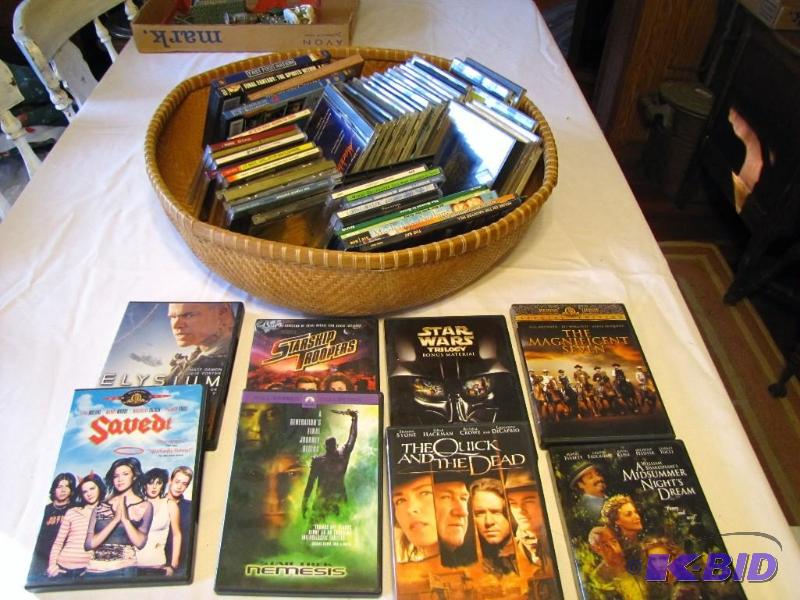 lot 434 image: large lot of CDs & DVDs, see photos...