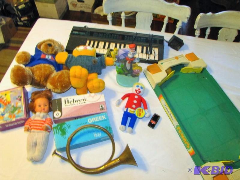 lot 462 image: large lot of toys, and flash cards, horn, dol...