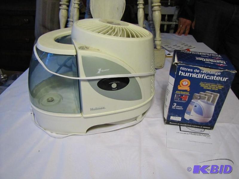 lot 471 image: Humidifier, works...