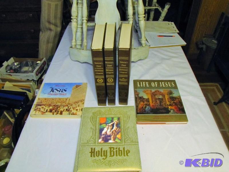 lot 477 image: lot of books...