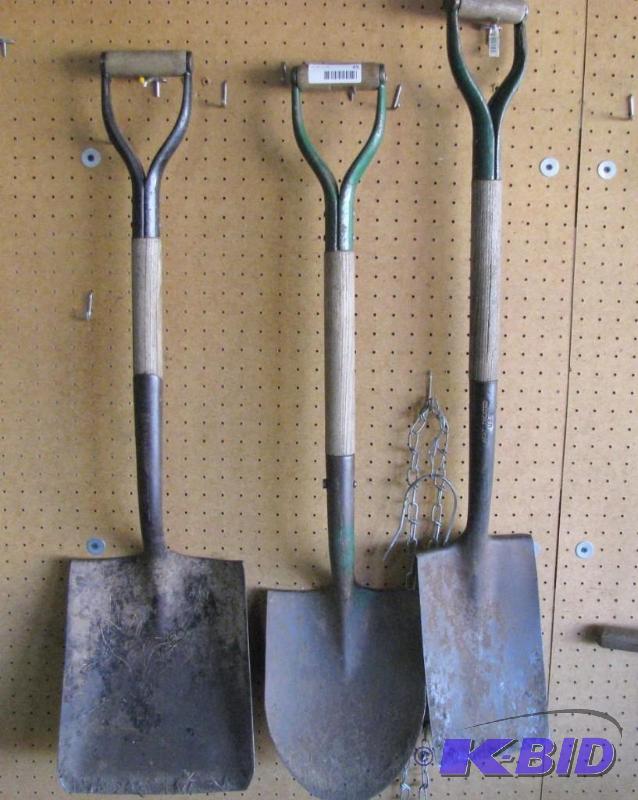 lot 65 image: 3 Shovels, all in good condition...