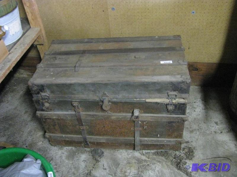 lot 87 image: Antique Travel Steamer Trunk. Lots of charact...