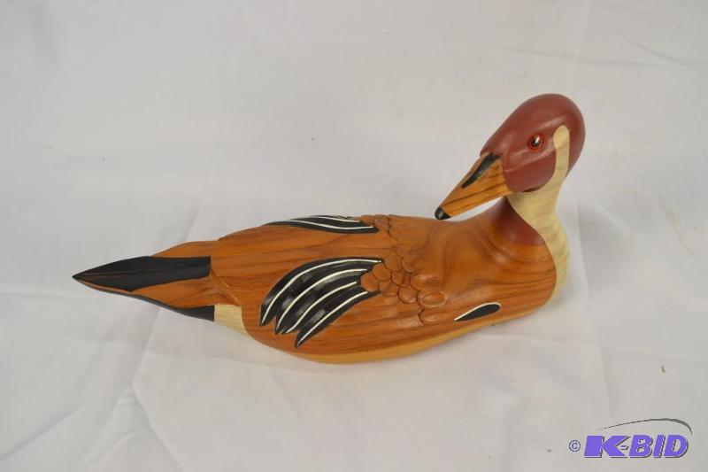 HAND CARVEDPAINTED DUCK