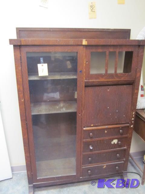 lot 1 image: Large solid Tiger Oak Antique glass front cab...