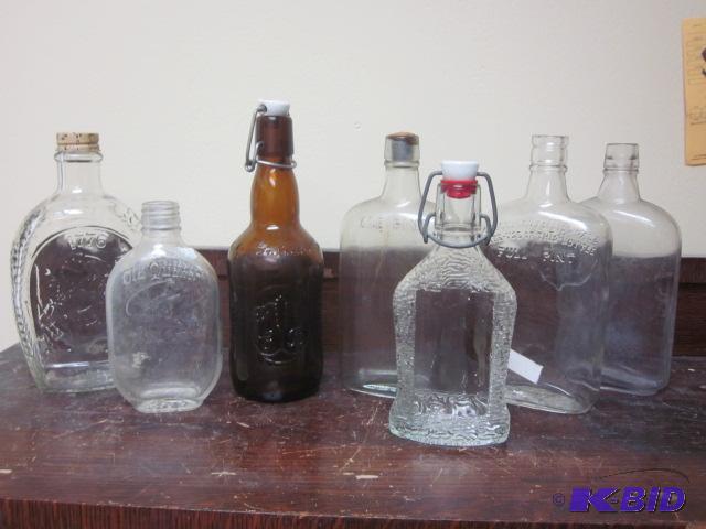 lot 127 image: Lot of antique liquor bottles, including Grol...