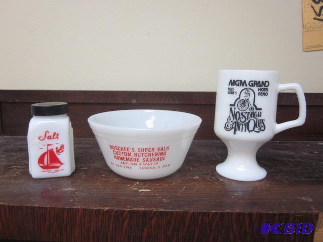 lot 139 image: Lot of vintage milk glass, some with advertis...