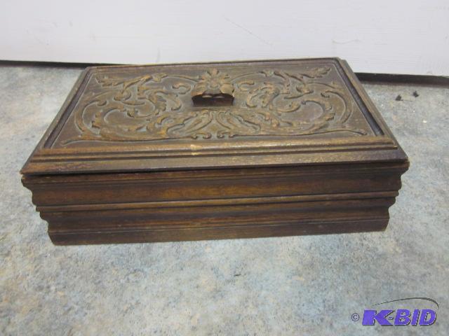 lot 18 image: Antique hand carved 13 inch solid wood box. T...