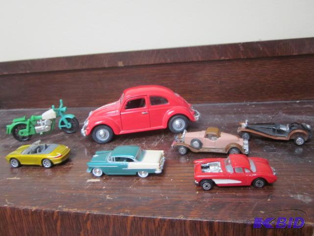 lot 31 image: Lot of vintage toys....