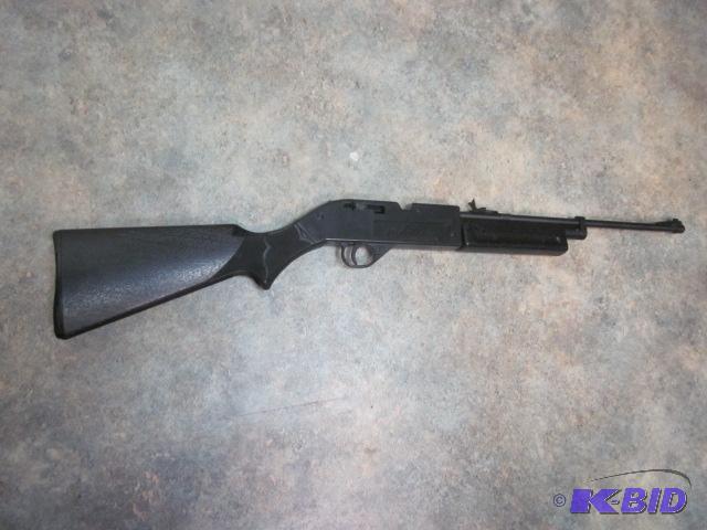 lot 38 image: Crossman 760 Pumpmaster .177 Caliber pelletB...