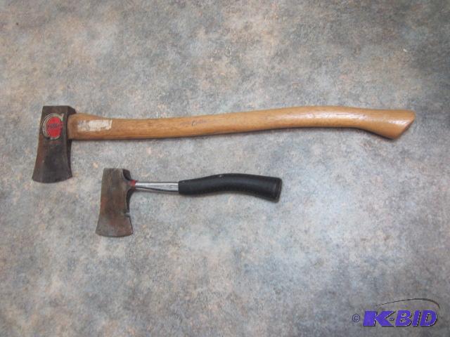 lot 40 image: Collins wood handled ax and small hatchet.&nb...