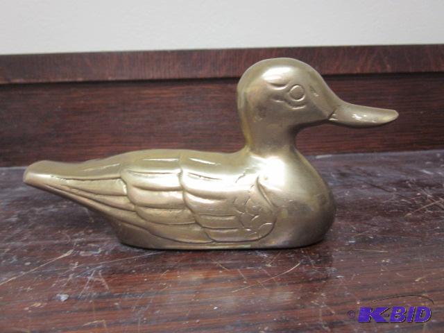 lot 47 image: Solid bronze 5 inch duck....